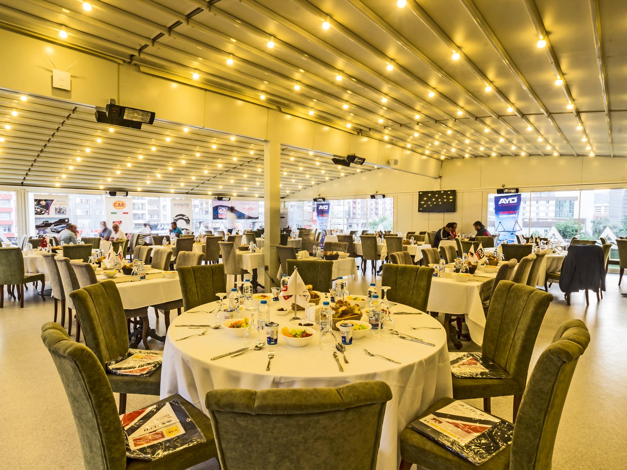Alesha Suite Otel Trabzon Buitenkant foto