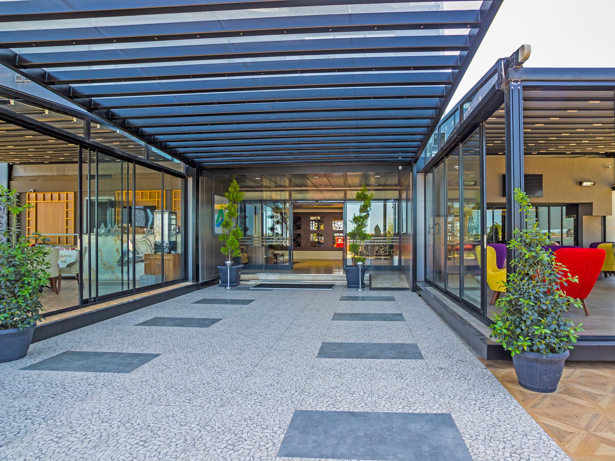Alesha Suite Otel Trabzon Buitenkant foto